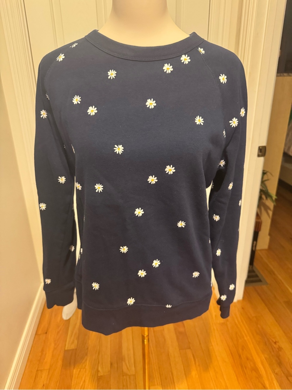 Old Navy Navy Crewneck Sweater with White Daisy Embroidery